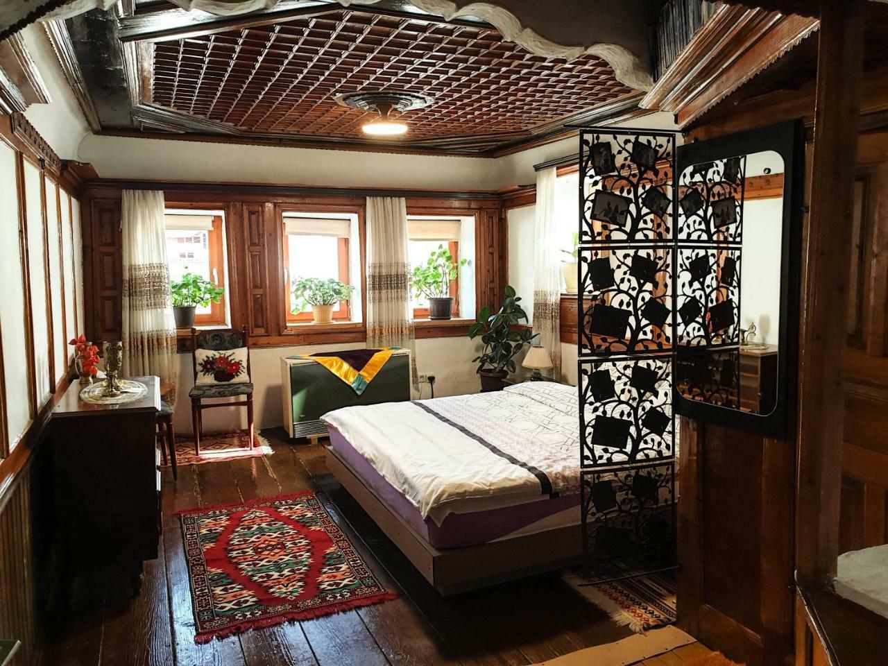 Kulla Dula Guesthouse Gjakova Exterior photo